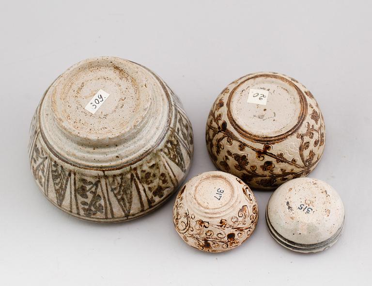 LOCKDOSOR, 4 st, stengods, Sawankholok, Thailand, 1400-tal.