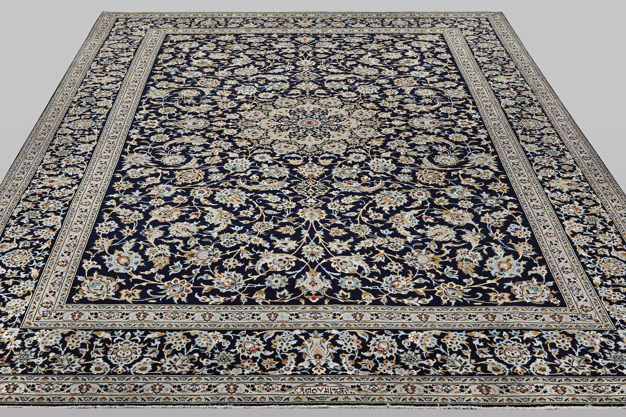 A carpet, Kashan, ca 413 x 312 cm.