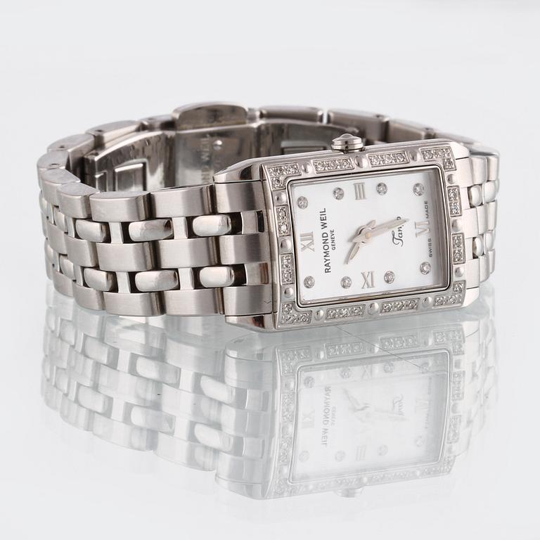 ARMBANDSUR, dam, Raymond Weil, Tango, 2006.