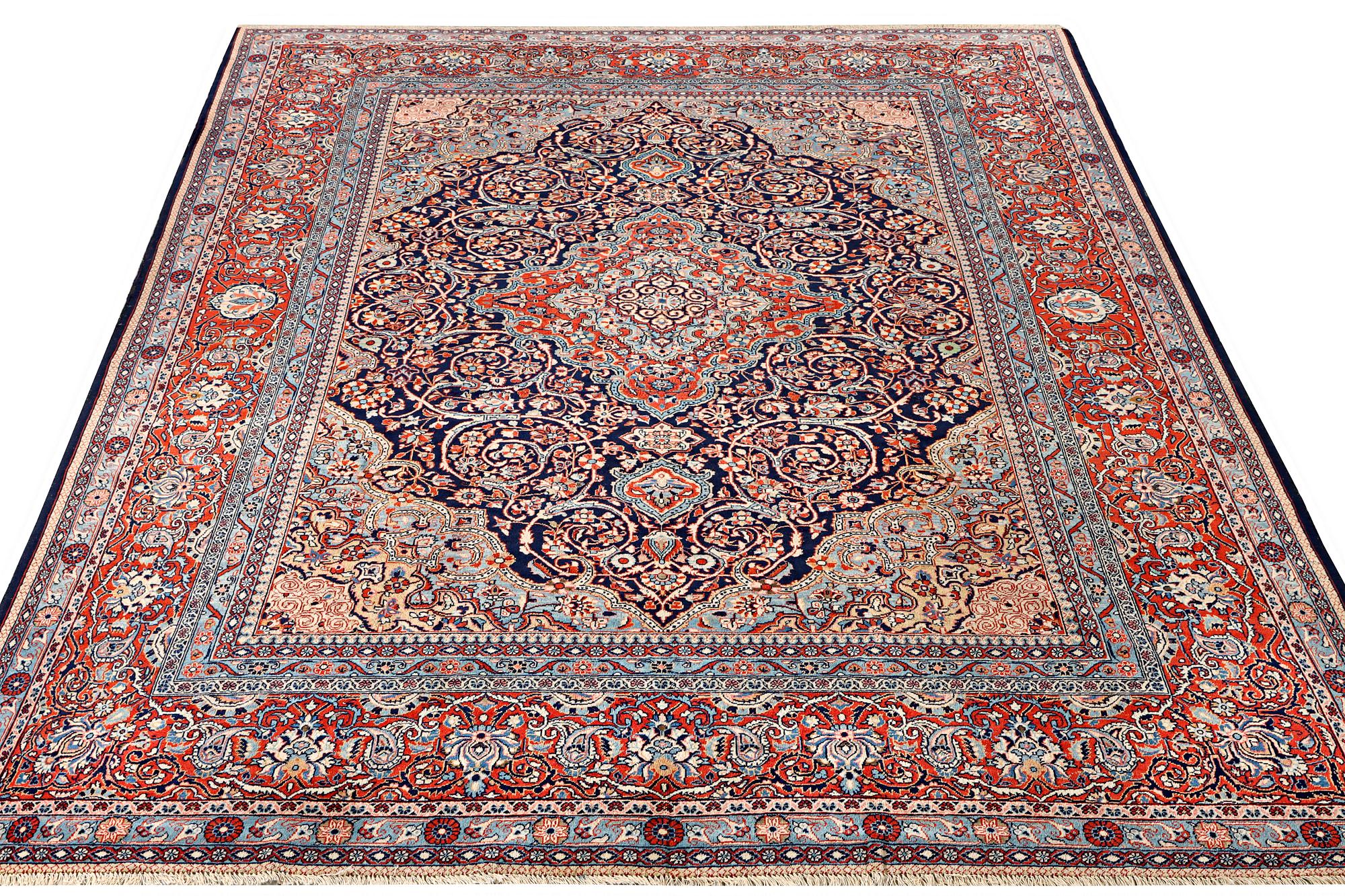 Matta, semiantik/old Keshan, ca. 355 x 260 cm.