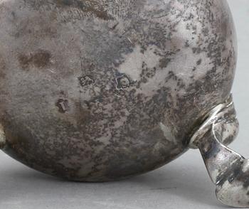 SALTKAR, ett par, silver, London 1746.