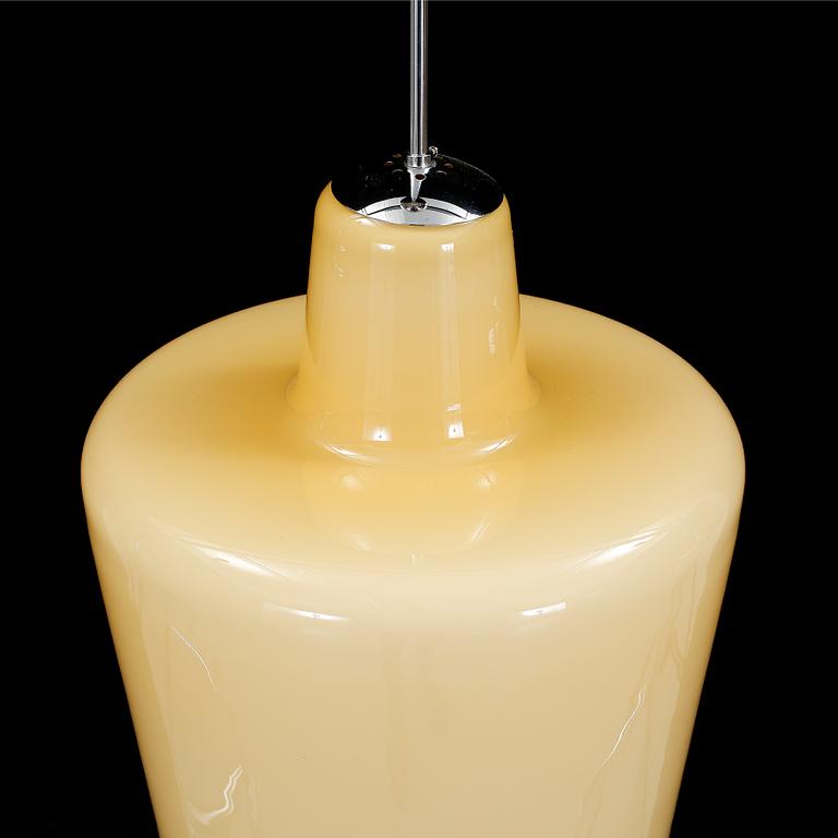TAKLAMPA, glas, Pukebergs glasbruk, 1900-tal. Höjd 81 cm.