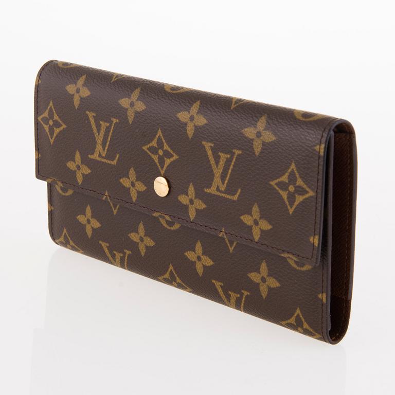 LOUIS VUITTON Monogram Porte Tresor International Wallet.