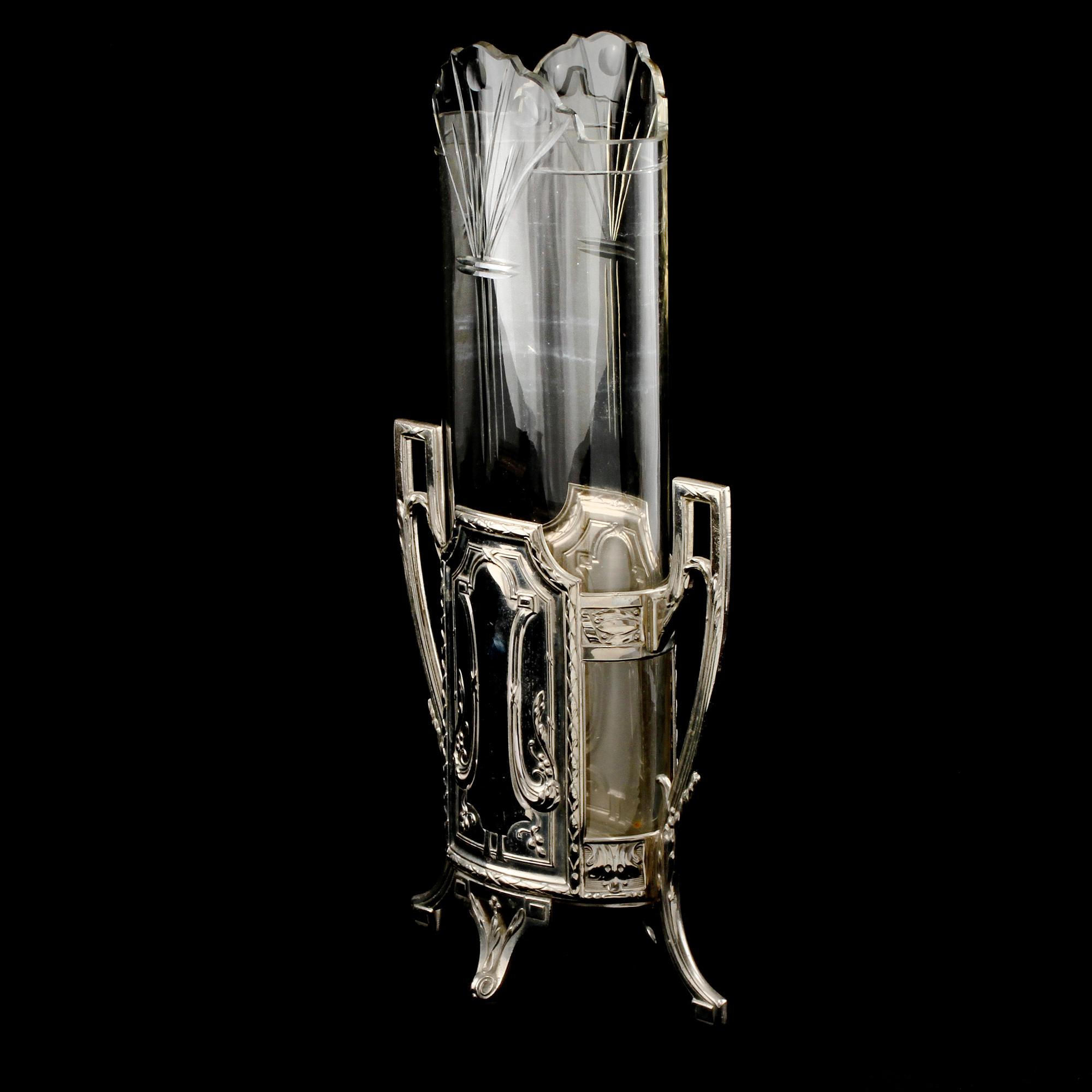 VAS, glas och vitmetall, jugend, 1900-talets första kvartal.