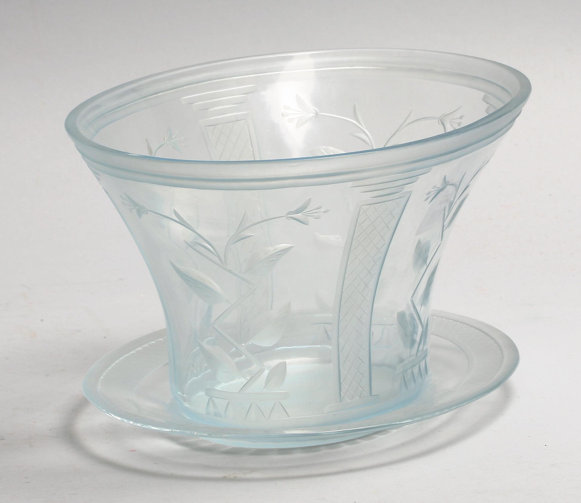 SKÅL med FAT, glas. Orrefors 1930.