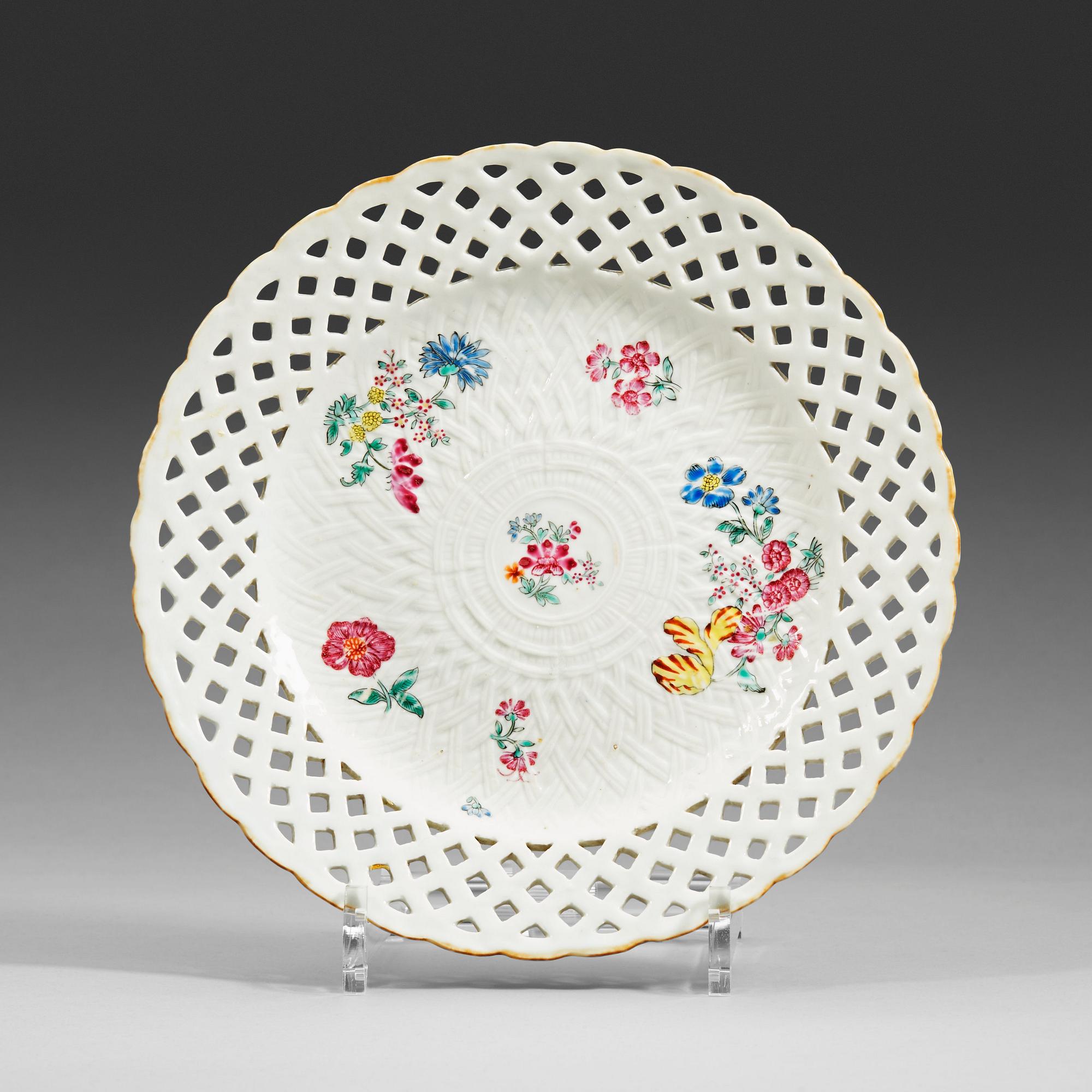 A set of 35 famille rose dessert dishes, Qing dynasty, Qianlong (1736-95).