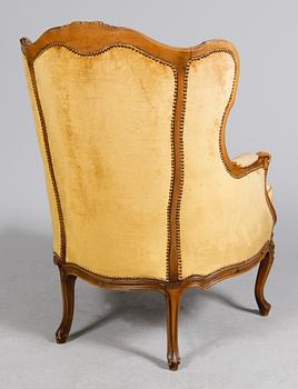 FÅTÖLJ, rokokostil, 1900-talets andra hälft.