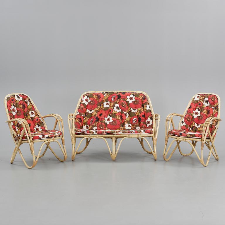 SOFFA samt FÅTÖLJER, 1+2, 1900-talets andra hälft.