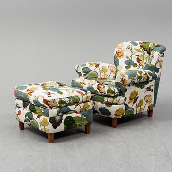 JOSEF FRANK, fåtölj med fotpall, modell "568", Firma Svenskt Tenn.