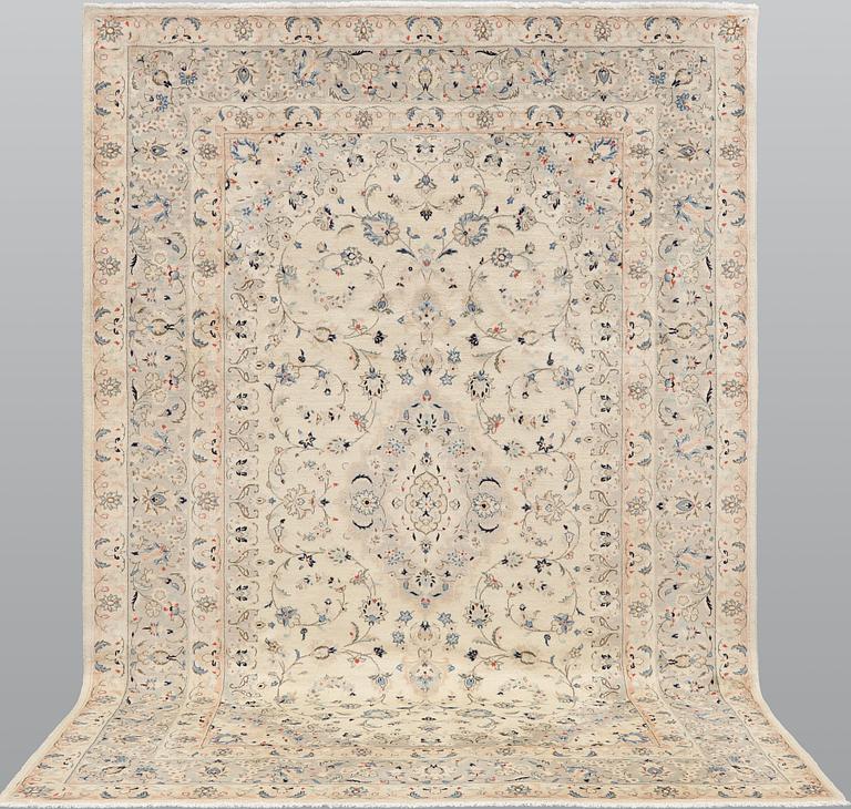 A Keshan carpet, c. 358 x 247 cm.