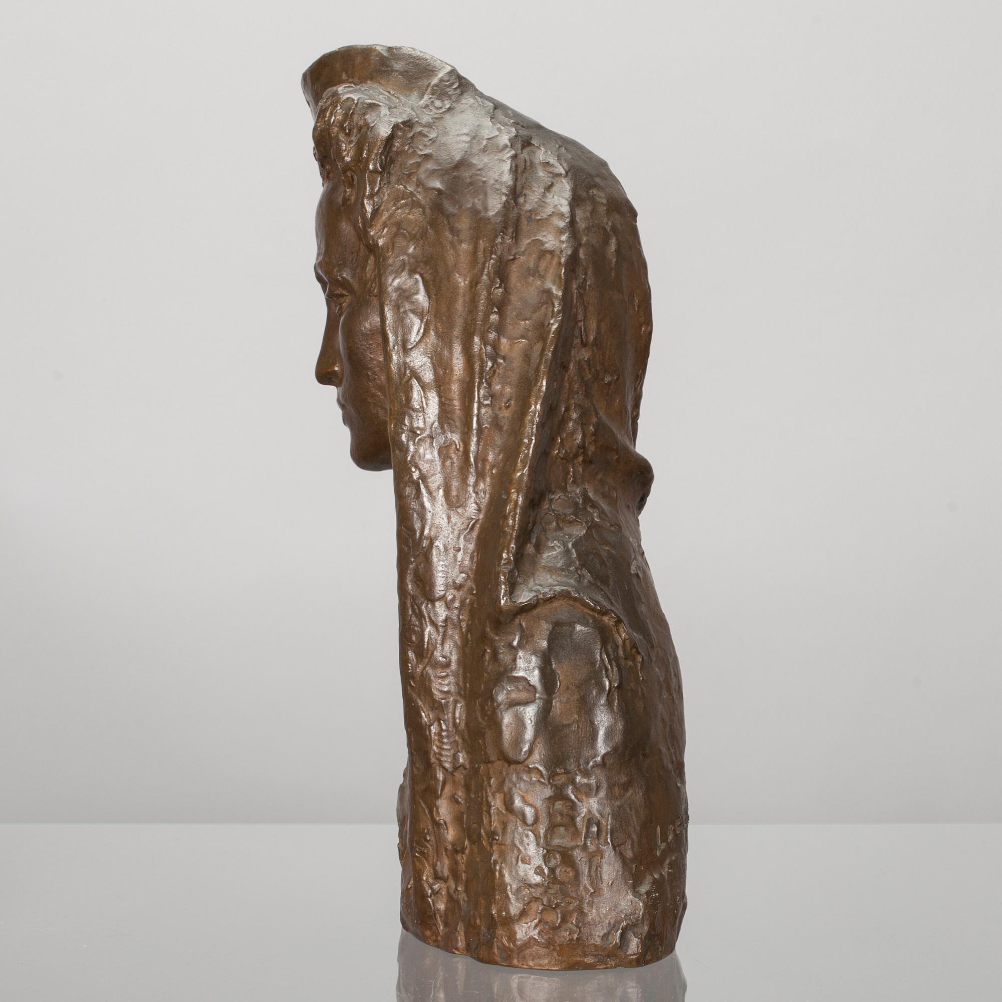 LAURI LEPPÄNEN, brons, signerad och daterad 1943.