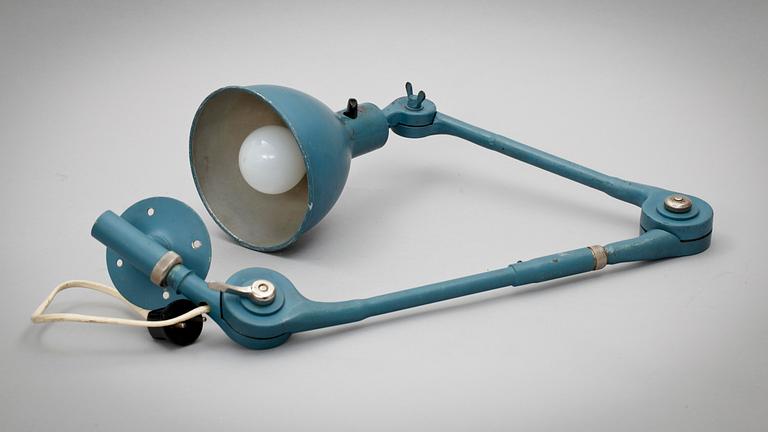 INDUSTRILAMPA, Pe Fe Ge, 1900-talets första hälft.