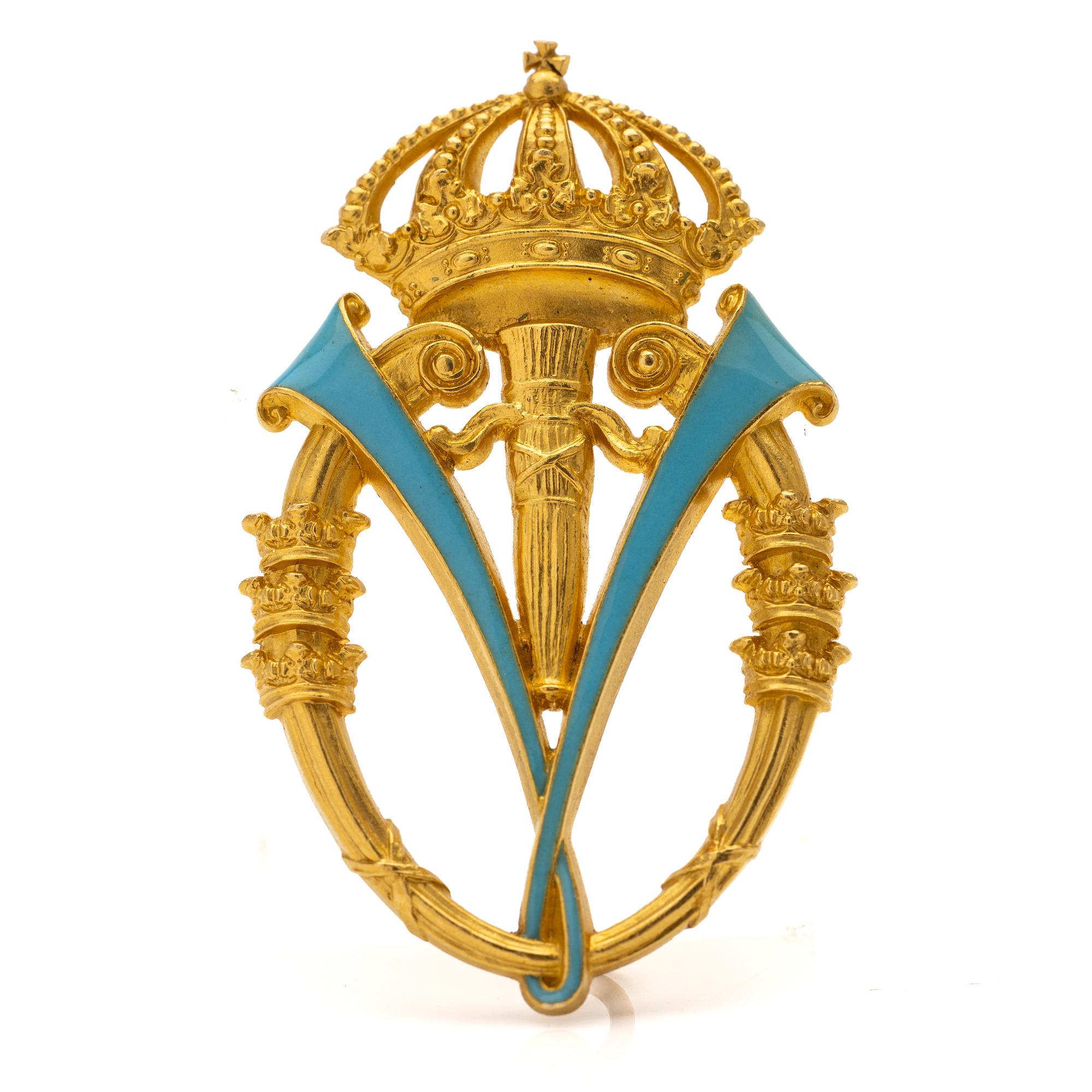 Court service badge, 20K gold and enamel, Carl Fredrik Carlman Stockholm 1908.