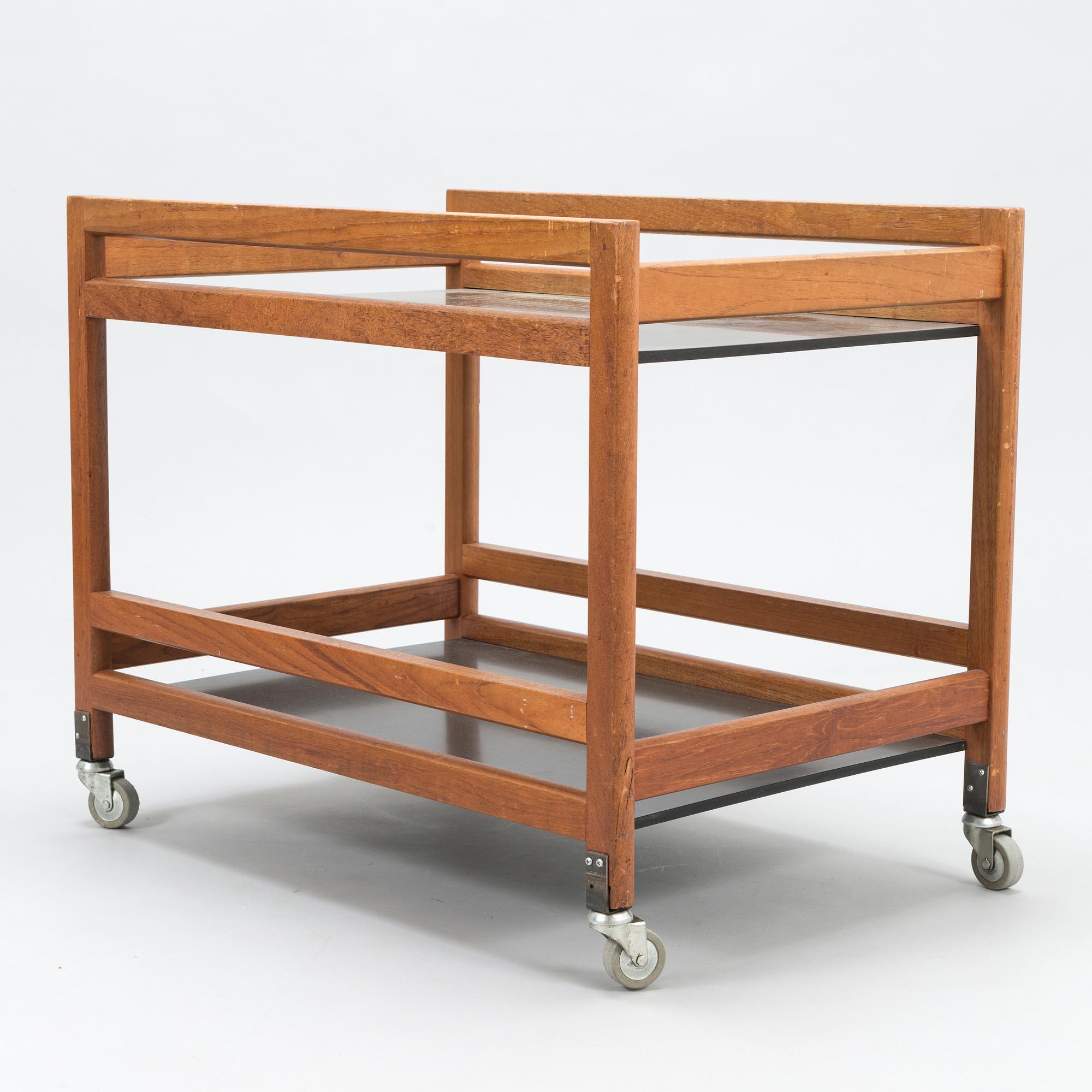 BØRGE MOGENSEN, TROLLEY. Model 5370. Fredericia Stolefabrik, Denmark.