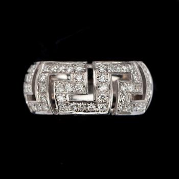 RING, vitguld 18K, "Saffo" Versace, med briljantslipade diamanter tot. 0,59 ct. 1990-tal. Vikt 7,4 g.