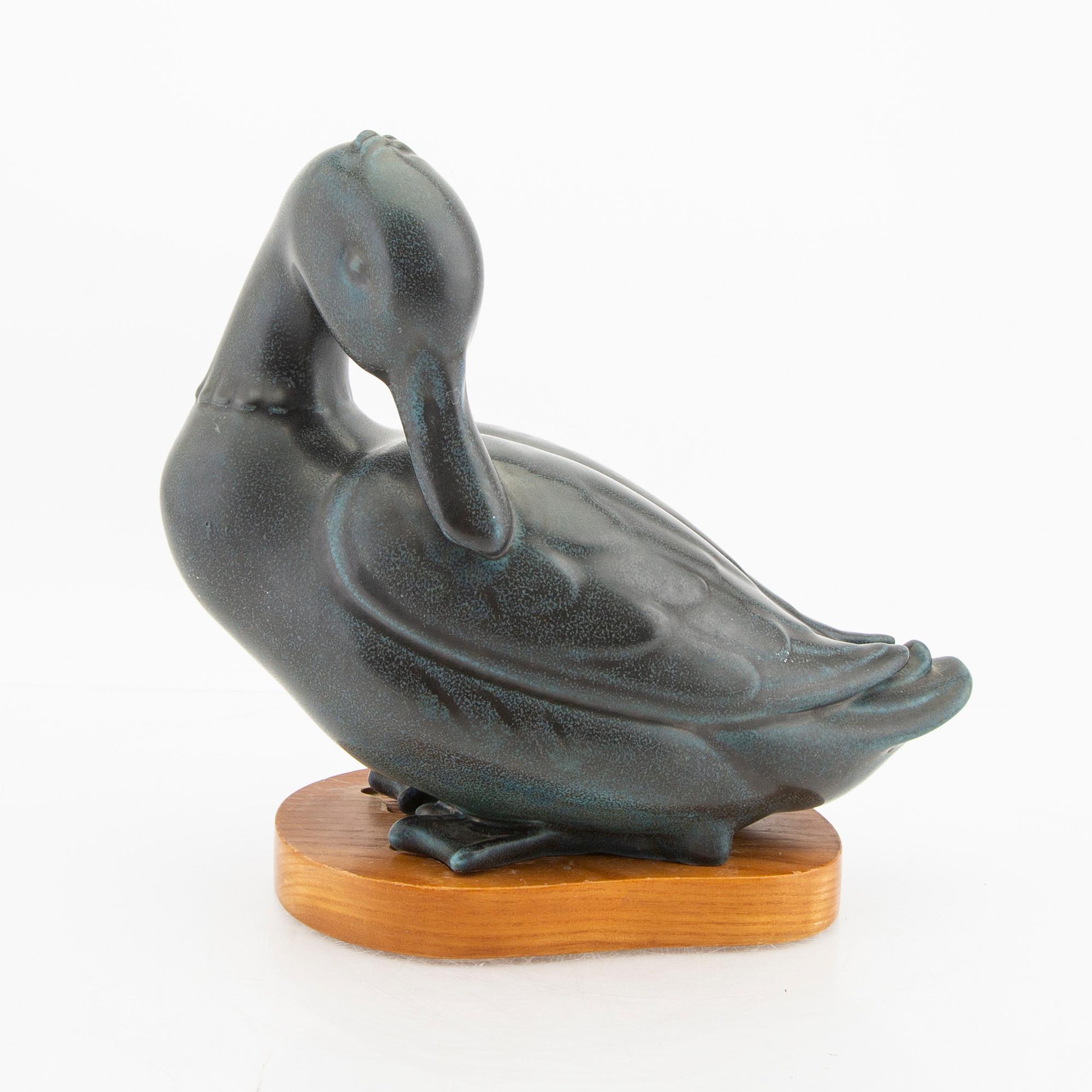 Gunnar Nylund, figurin signerad och numrerad 83/200.