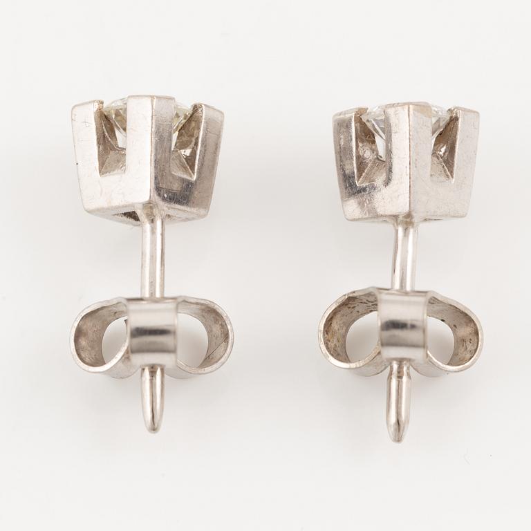Earrings, a pair, 18K white gold with brilliant-cut diamonds.