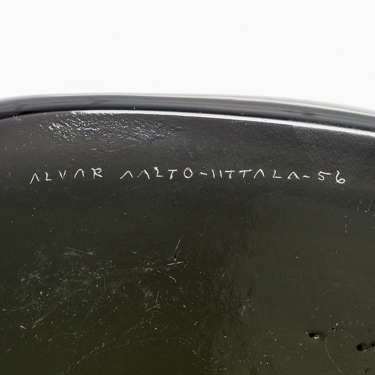 Alvar Aalto, three '3900-37-39-40' plates signed Alvar Aalto Iittala -56.