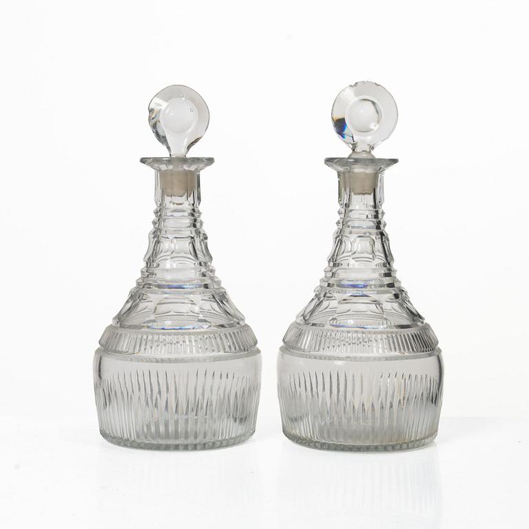 Karaffer, ett par, sannolikt England, glas, 1800-tal.