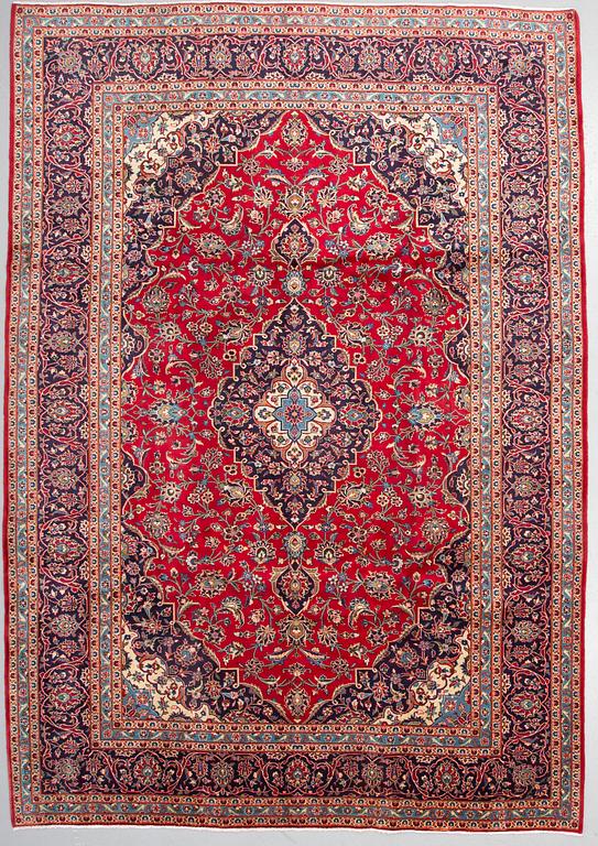 A carpet, Kashan, around 350 x 245 cm.