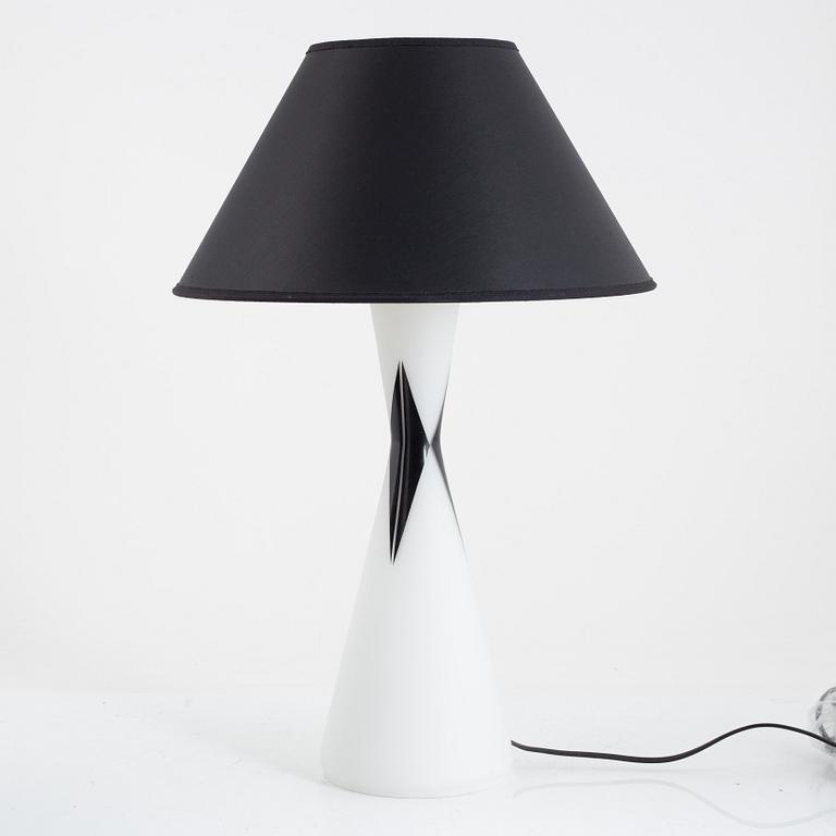 Uno Westerberg, a model 15641 table lamp, Böhlmarks, 1950's.