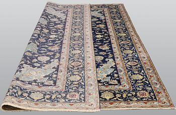 Matta, sk Royal Keshan, 367 x 257 cm.