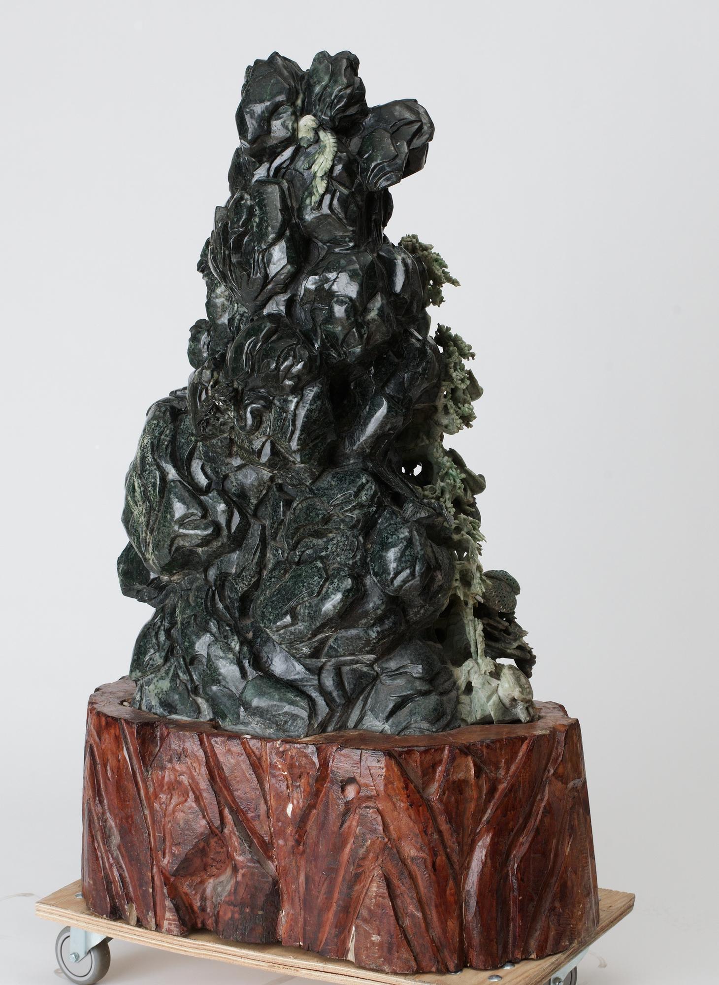 SKULPTUR, jade. Kina, 1900-talets första hälft.