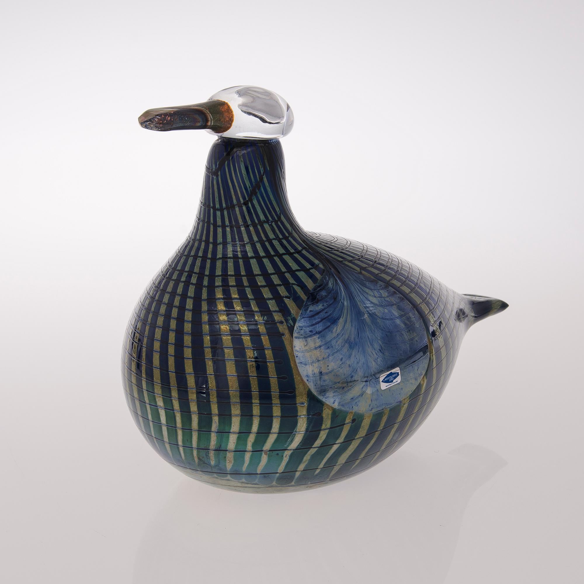 A glass bird, signed Oiva Toikka, Nuutajärvi Notsjö, 269/1000.