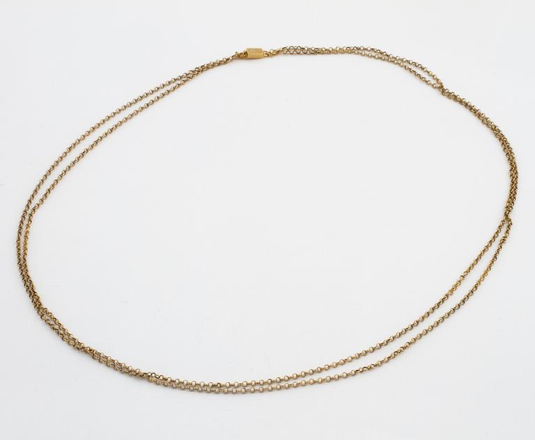 A necklace, late 19th century.