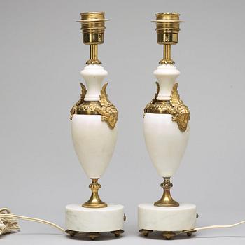 A pair of table lamps, 20th ct.