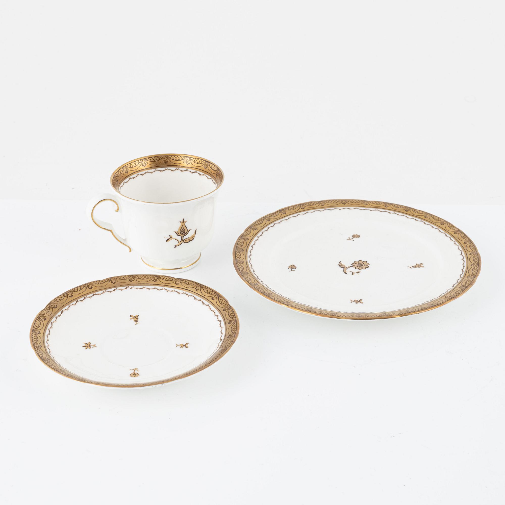 Wilhelm Kåge, a 37-piece 'Ambassadör' porcelain coffee service, Gustavsberg.