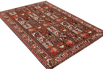 A Bakhtiari carpet, c. 307 x 210 cm.