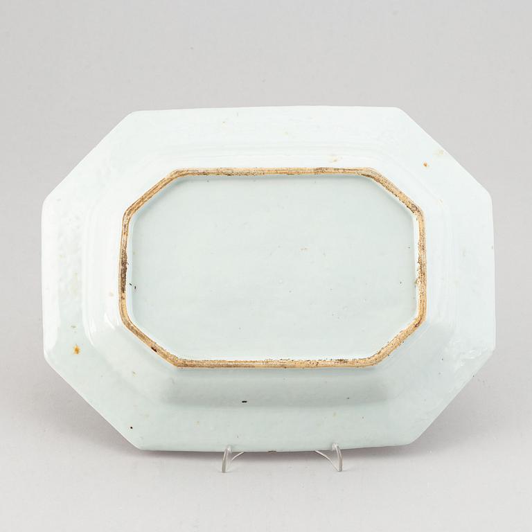 Terrinfat, kompaniporslin. Qingdynastin, Qianlong (1736-95).