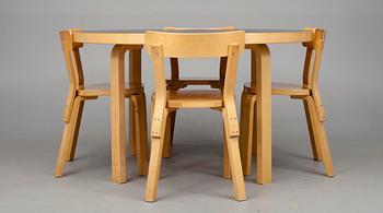 BORD och 4 STOLAR, design. Alvar Aalto, 1970-tal.