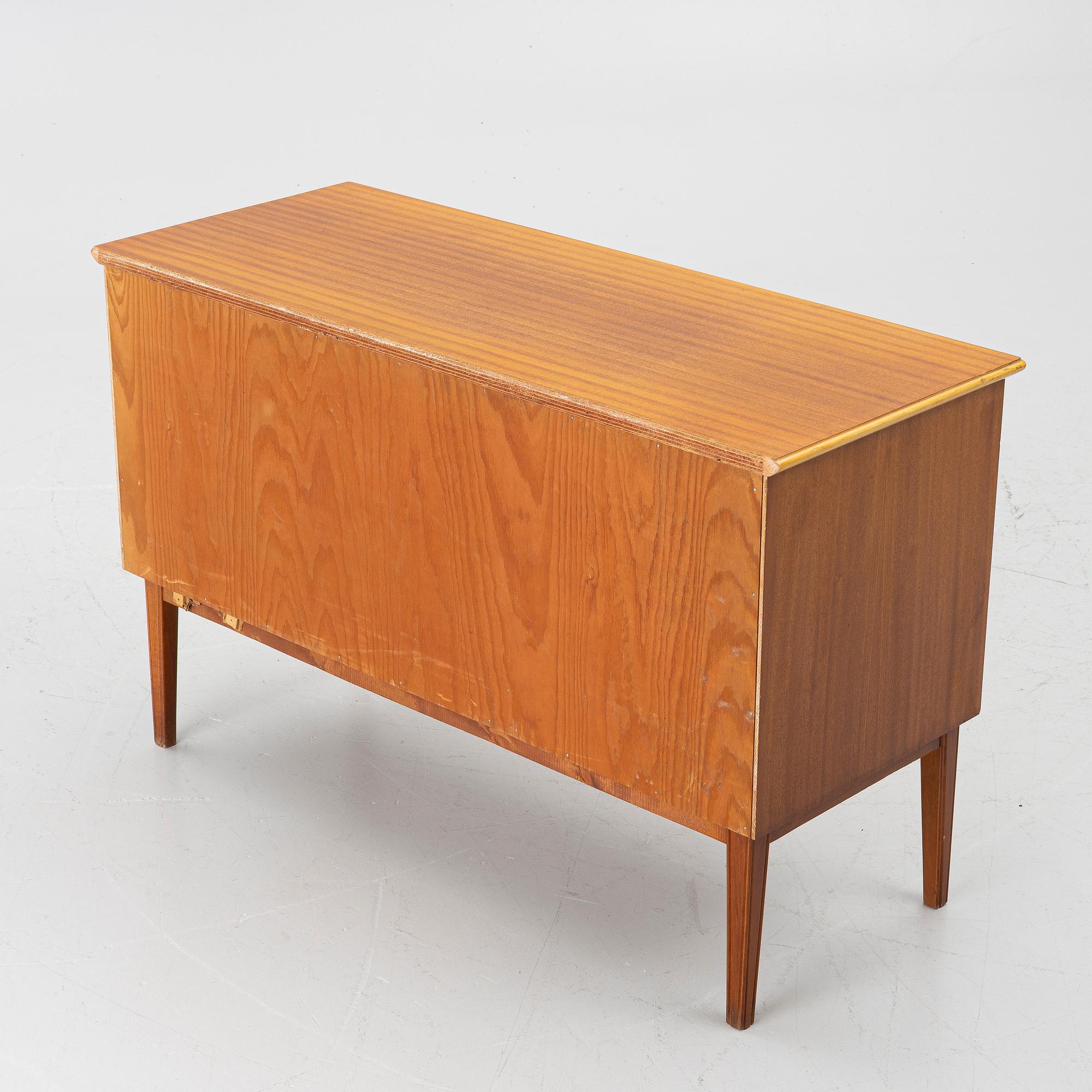 Chest of drawers, Swedish Modern, 1940s.