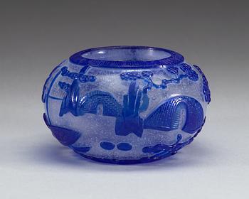 A Beijing glass brush washer, presumably late Qing dynasty with seal mark.