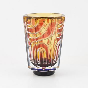 Sold at Auction: Sea Glasbruk Kosta Sweden Vase, Orange