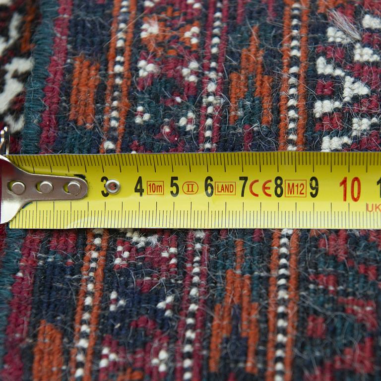 MATTOR 2 ST, Afghan, Old. Ca 185x133 cm och 200x124 cm.