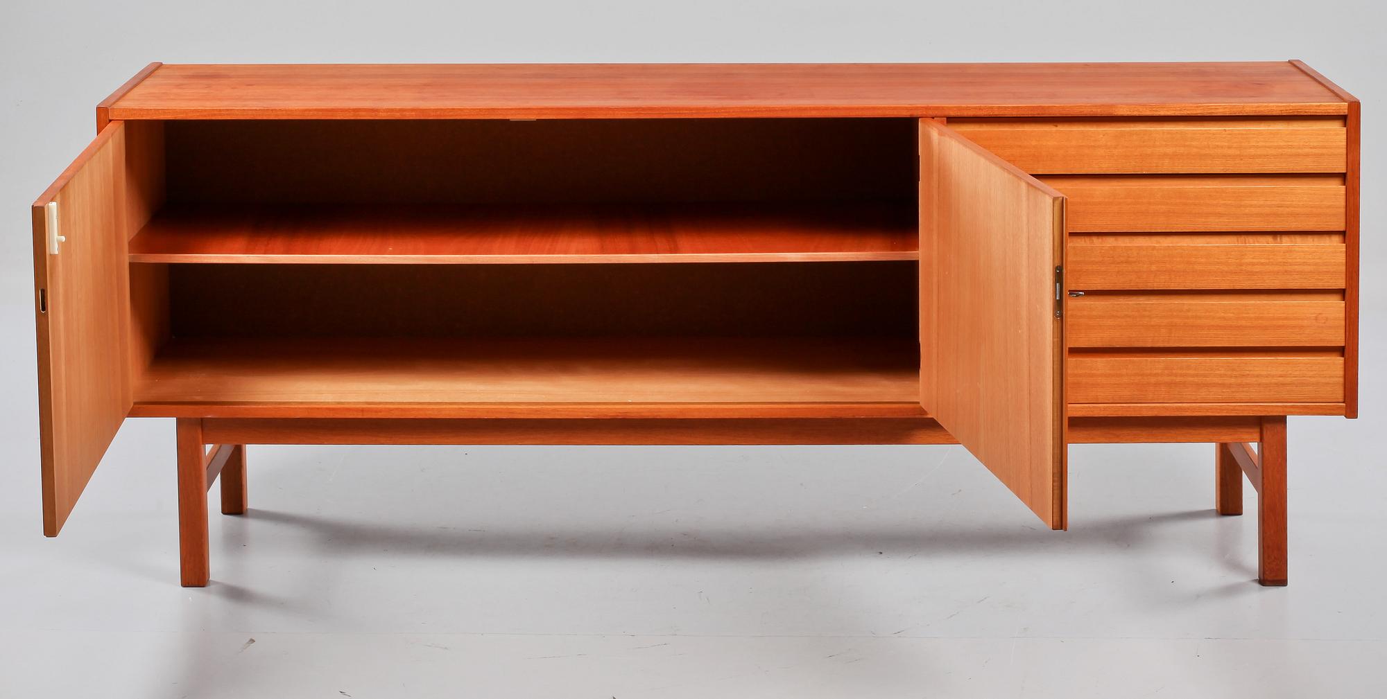 SIDEBOARD, 1950/1960-tal.