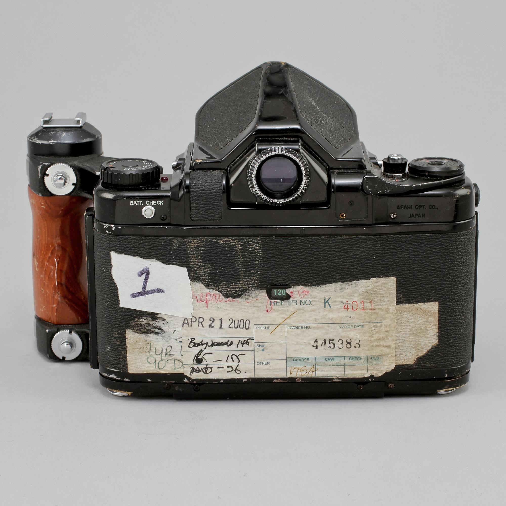 KAMERAHUS, Pentax 67, 1900-talets fjärde kvartal.