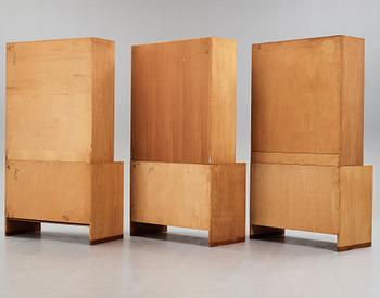 HANS J WEGNER, bokhyllor, tre sektioner, "RY8" Ry Møbler, Danmark 1950-tal.