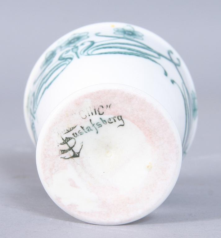 ÄGGKOPPAR, 5 st, porslin, "Chic", Gustafsberg, jugend, omkring sekelskiftet 1800/1900.
