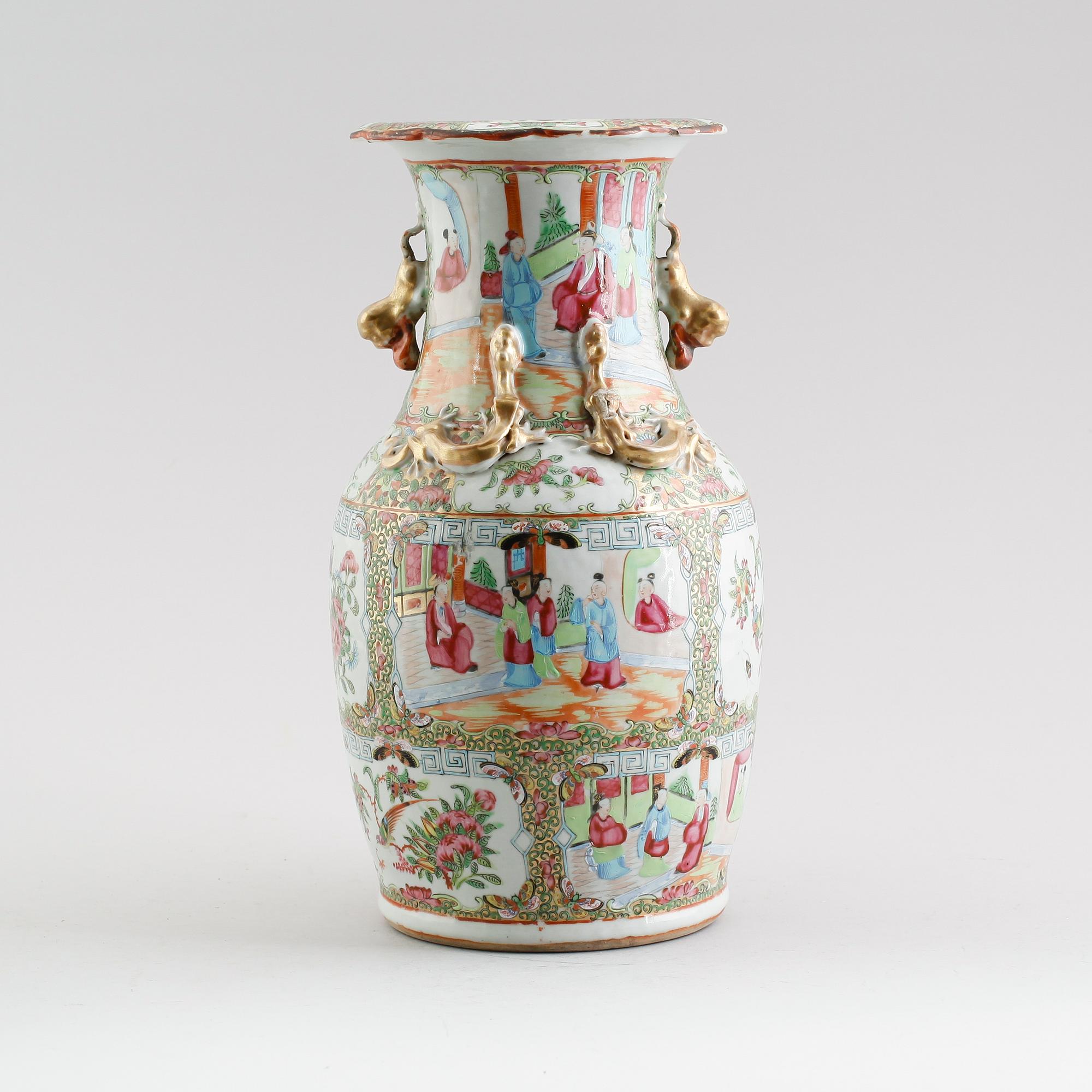 VAS, porslin, Kina, Kanton, 1800-talets mitt.