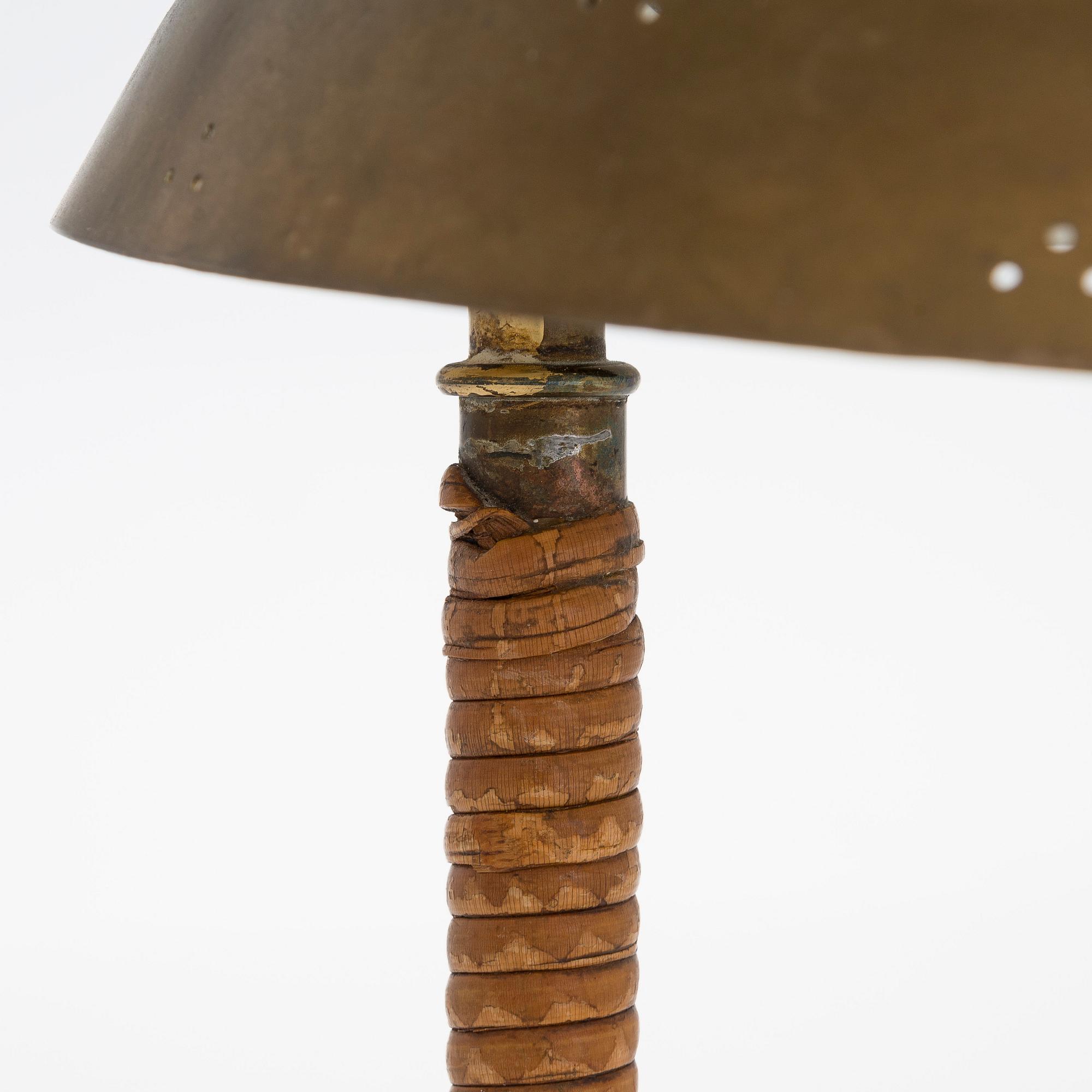 Paavo Tynell, bordslampa, modell 9209, Taito 1900-talets mitt.