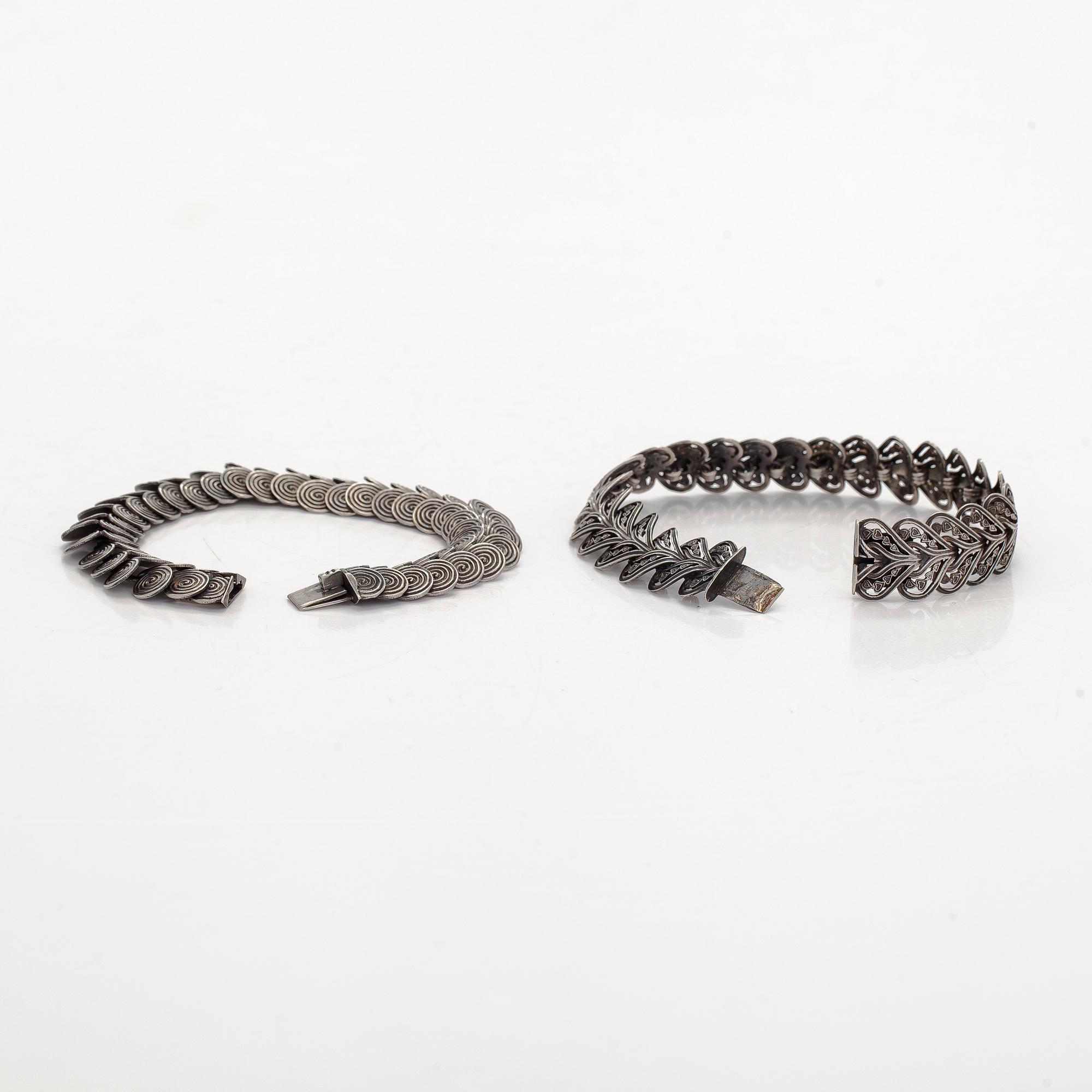 Bracelets, 2 pieces, silver, Tillander, 1952.