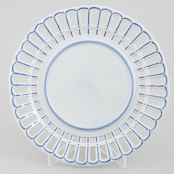 Galler bowl with a galler plate, stoneware, Rörstrand, Art Nouveau, circa 1900.