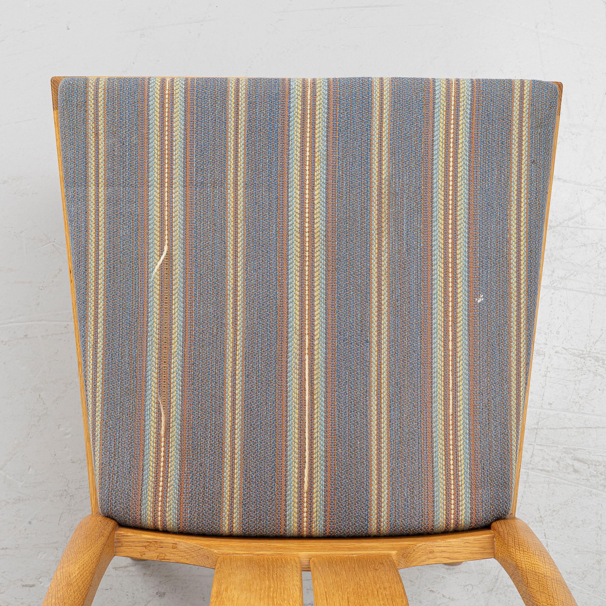 Carl Malmsten, Dining table with 6 chairs, “Ambassadör”, second half of the 20th century.