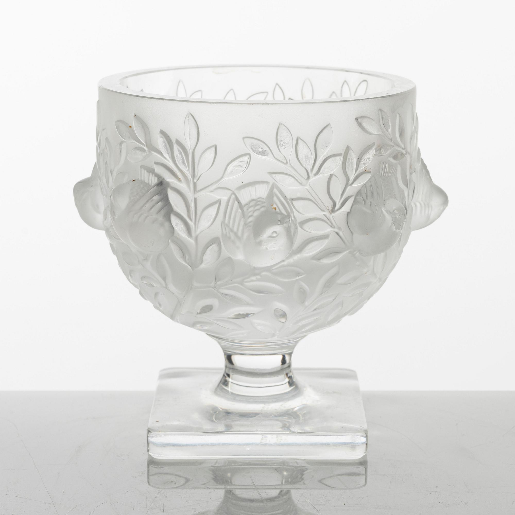 Marc Lalique, footed bowl, "Elisabeth", Lalique, France.