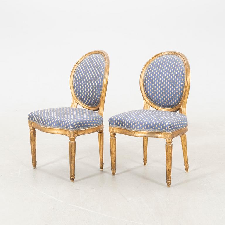 A pair of Gustavian chairs circa 1800.