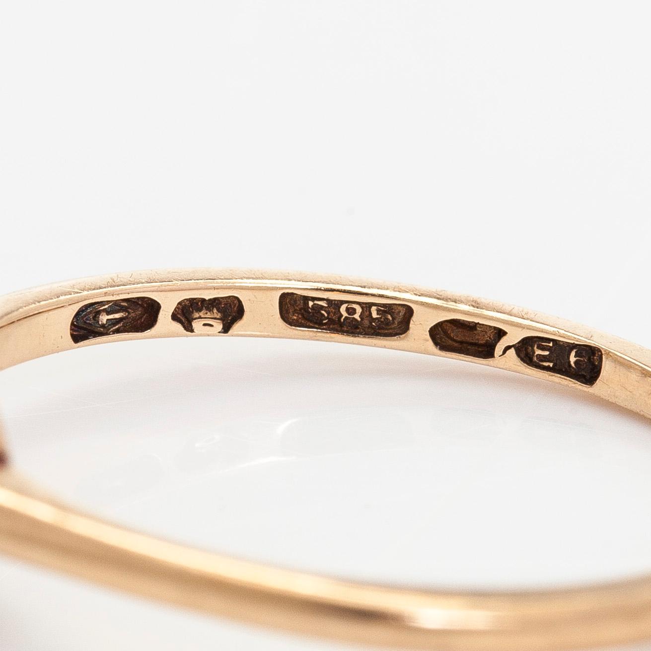 Ring, old cut diamond circa 0.50 ct, 14K gold. Helsinki 1934.